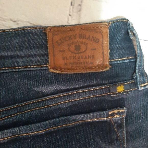 Lucky Brand Charlie Baby Boot Cut Jeans - Picture 6 of 13